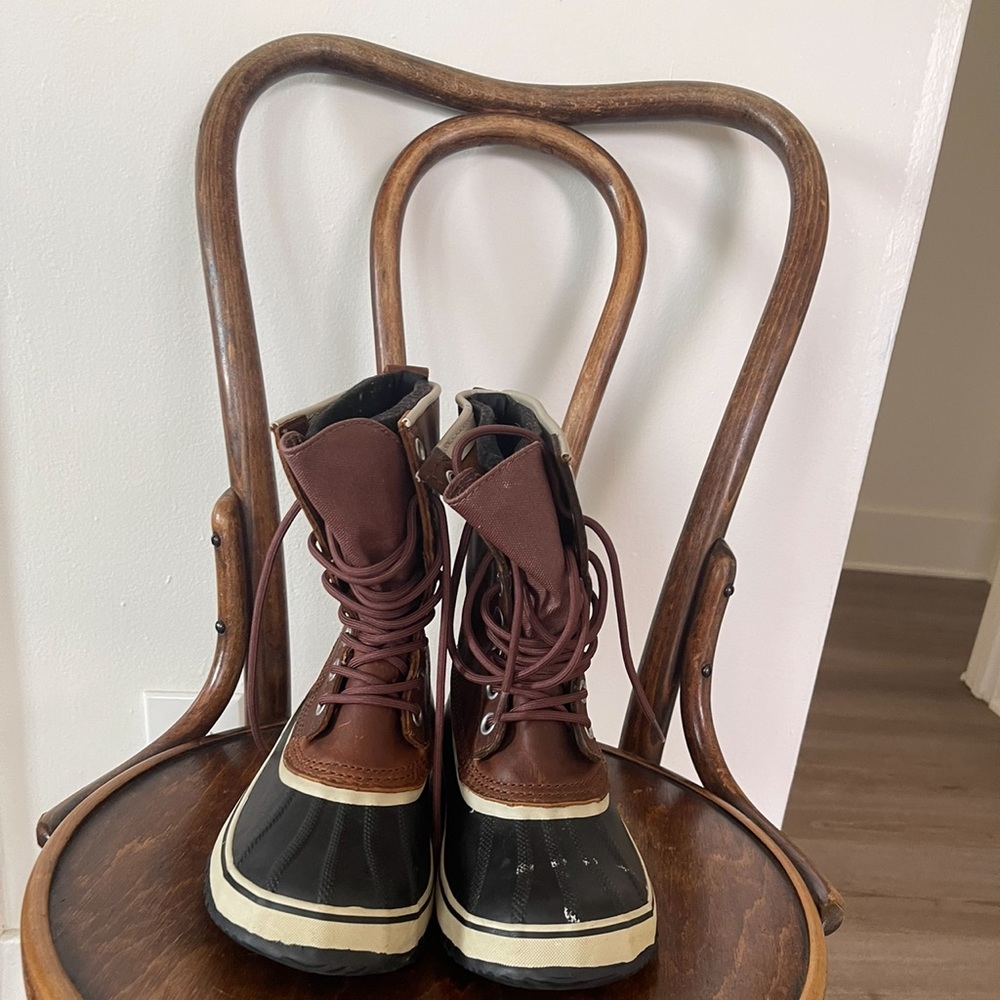 Sorel 1964 Premium Camel Brown boots Women's Size 8
